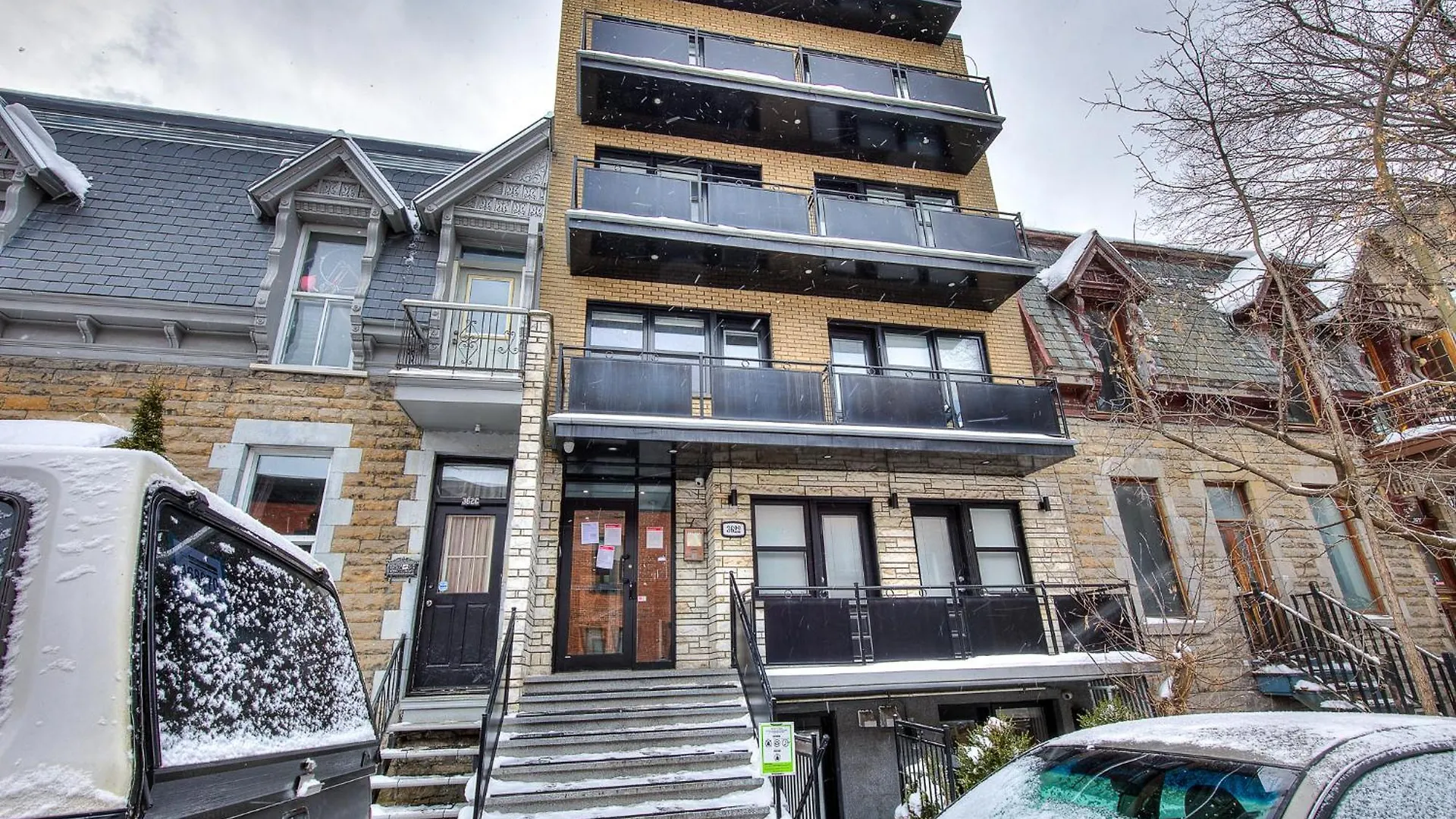 The Clark Apartment Montreal 0*,  Canada